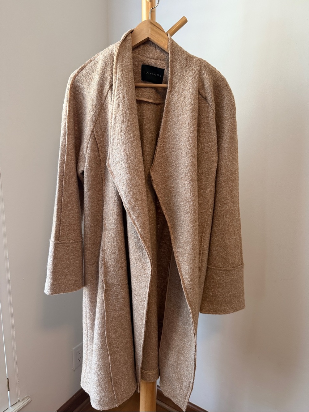 Tahari Wool Blend Coat Women’s Large Open Long Jacket Draped Collar Textured Knt